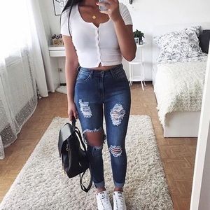 BRAND NEW! fashion nova ripped jeans